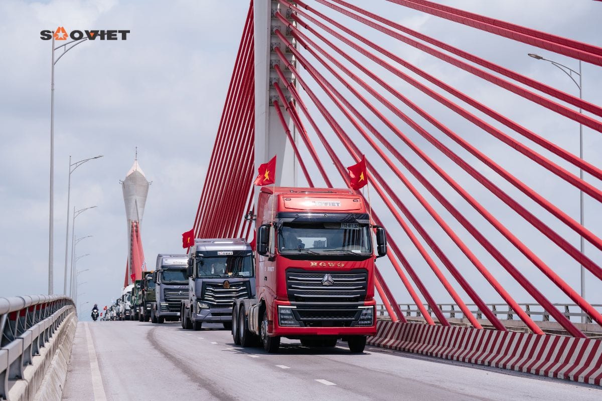 Roadshow Sao Việt 2025 xe tải Howo.